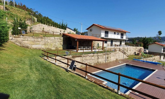 Cabeceiras de Basto Other | Farm of Terreiros (12 pax) - Whole Farm
