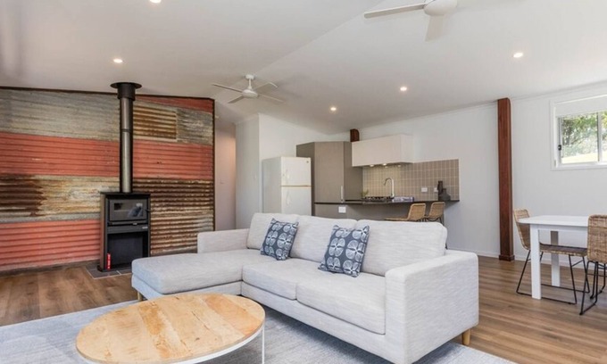 Clothiers Creek Apartment | Farm-Stay Cabin 2nt(farm cabin)