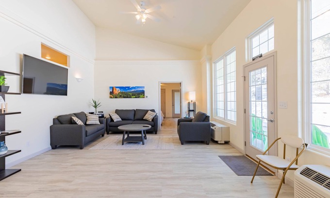 Mesa Cabin | Farm Sustainable Lodge in Molina LB