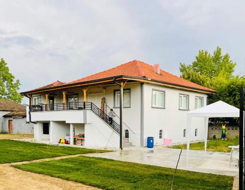 Adapazari House | Farm Village