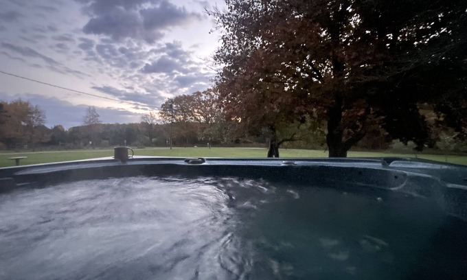 Harrison Other | Farmhouse-hot tub, king beds, pet friendly, skiing, ORVing, hunting & golfing.