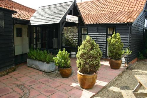 Dunmow Hotel | Farmhouse Inn