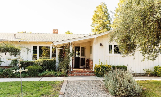 Solvang Other | Farmhouse Santa Ynez Valley in the heart of Los Olivos Wine Tasting Town!