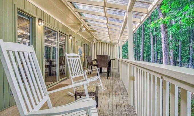 Hot Springs Village House | Feel at Home on Lake DeSoto