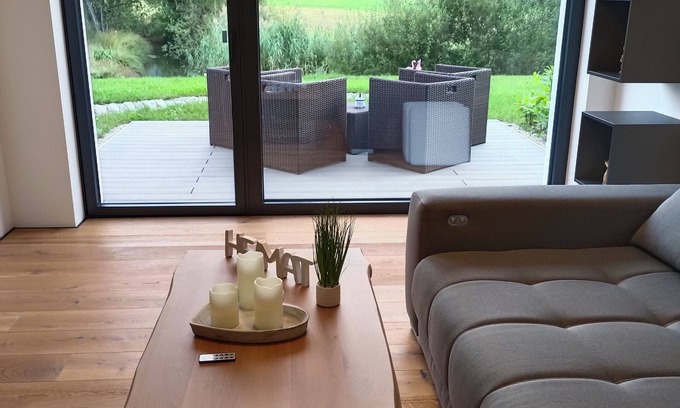 Hof bei Salzburg Apartment | Feel-good vacation apartment "hedgehog-nest"