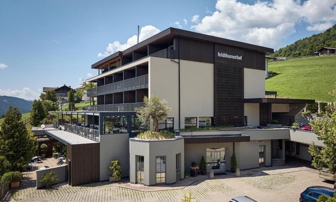 Feldthurns Hotel | feldthurnerhof vinum-natur-relax