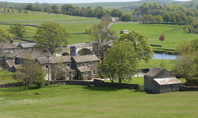 Burnsall Cottage | Fell Beck is a practical, warm and cosy cottage