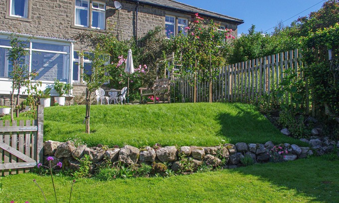 Appletreewick Cottage | FELLSIDE, pet friendly, character holiday cottage in Appletreewick