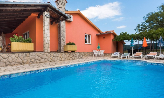 Rogocana Villa | Fenced family and pet-friendly Villa near Rabac, fully air-cond, quiet location