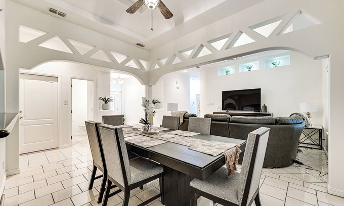 Edinburg House | Fenced Yard: Home Near Hospitals in Edinburg!