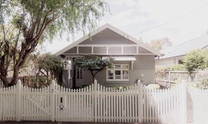 Hobart Central Business District House | Fenton Cottage on the fringe of Hobart