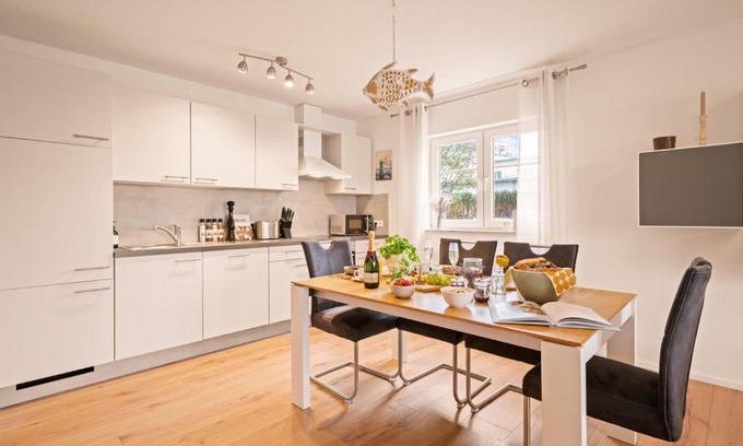 Friedrichshafen Apartment | Ferien-Apartment Auenwald - mit priv Strandzugang