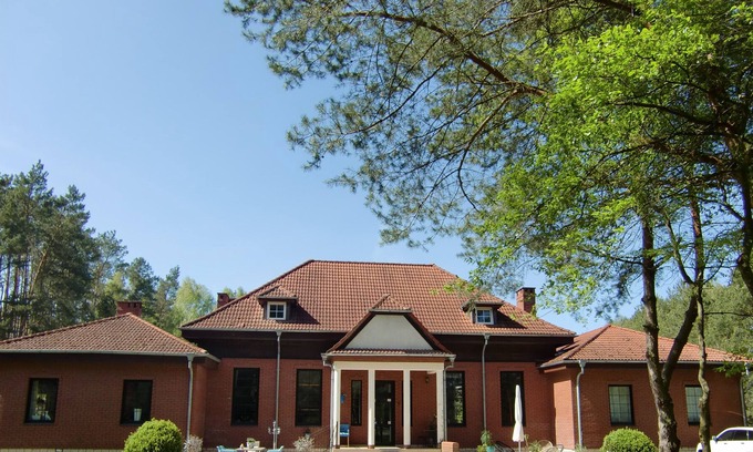 Police Apartment | Ferien-Apartment in Künstler-Villa am Stettiner Haff in wunderschöner Natur