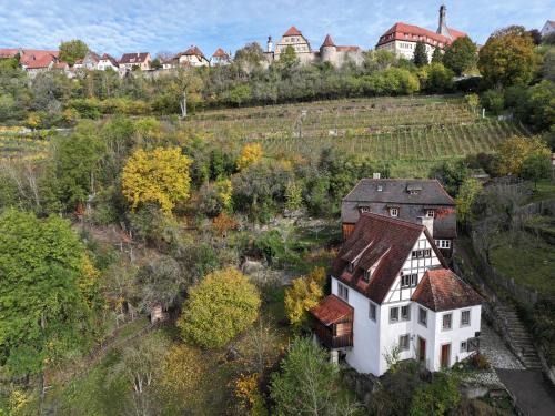 Rothenburg ob der Tauber House | Ferienhaus Kobolzeller Schlößchen a.d.Weinsteige