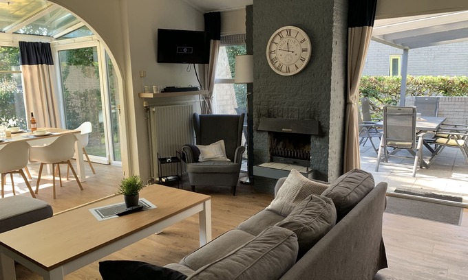 Brouwershaven House | Ferienhaus Nordseelust mit Sauna und Kamin 5 Minuten zum Strand