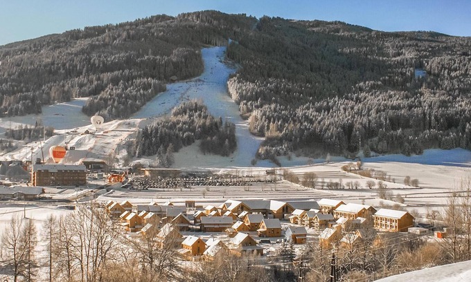 Sankt Lorenzen ob Murau House | Ferienpark Kreischberg is located in the green heart of Austria - in Styria.