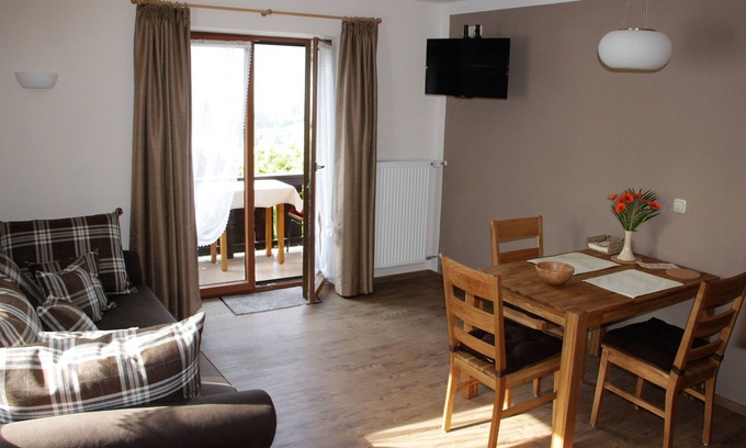 Schoenau am Koenigssee Apartment | Ferienwohnung Nr. 2, 1 - 2 Personen, 44 qm, 1 Schlafzimmer, 2 Balkone