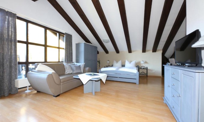 Garmisch-Partenkirchen Apartment | Ferienwohnung AlpspitzNest