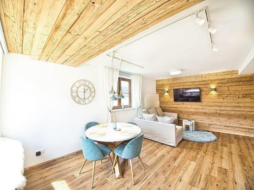 Oberschonau Apartment | Ferienwohnung Hoher Göllblick