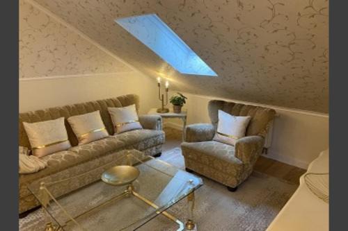 Hamburg-Barmbek Apartment | Ferienwohnung 28 am Saseler Markt 4 Schlafzimmer renoviert