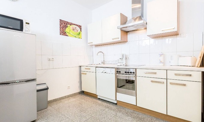 Langenfeld Apartment | Ferienwohnung, 90qm, 2 Schlafzimmer, 1 Wohn-/schlafzimmer, Max. 8 Personen