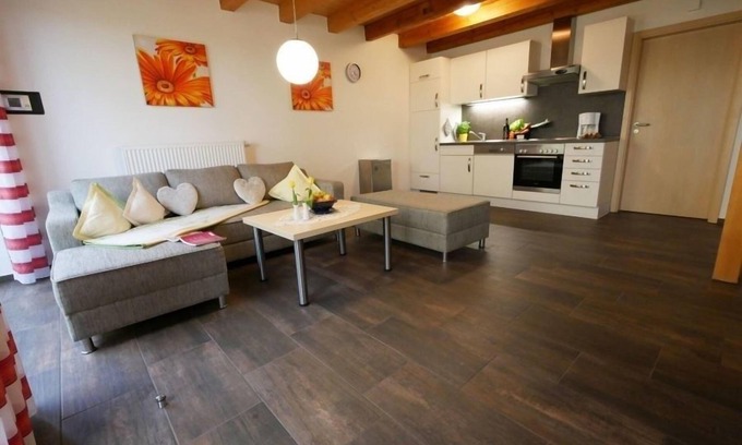 Ochsenhausen Apartment | Ferienwohnung/app. für 5 Gäste mit 75m² in Ochsenhausen