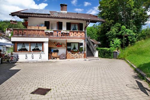 Mittenwald Apartment | Ferienwohnung Brunnsteinnest