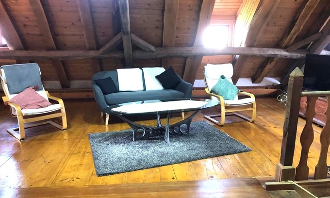 Breuberg Apartment | Ferienwohnung Falkenhorst - Gästezimmer - Fuhrhalterei Maul