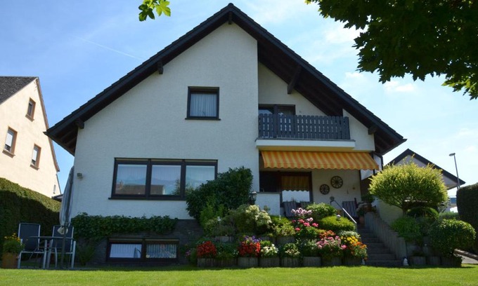 Pellenz Apartment | Ferienwohnung Heinen