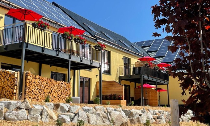 Feilitzsch Apartment | Ferienwohnung im Chaletstil Bergloft 115 qm Wellness Fitness Sauna Bergrödelhof