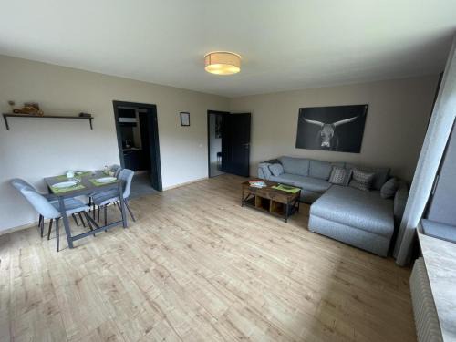 Hausen Apartment | Ferienwohnung Im Wiesenrain