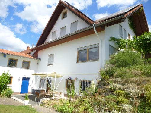 Saarburg Apartment | Ferienwohnung Jung im Johannisborn