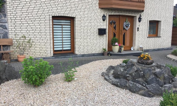 Kelberg Apartment | Ferienwohnung Katrin