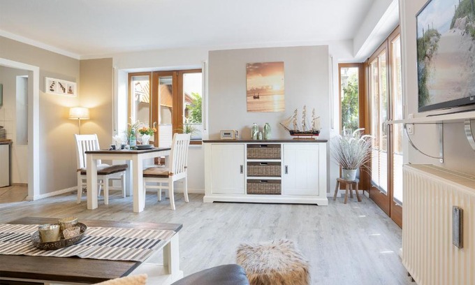 Pelzerhaken Apartment | Ferienwohnung Solymar