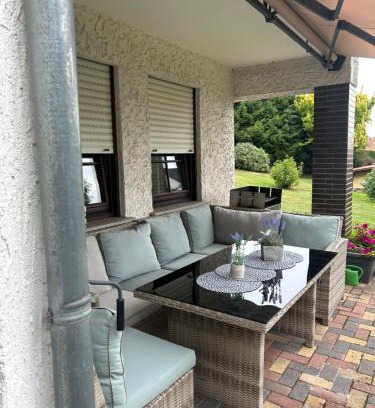 Sohrewald House | Ferienwohnung Waldschlößchen