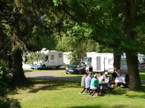 Stammen Apartment | Ferienwohnungen am Campingplatz
