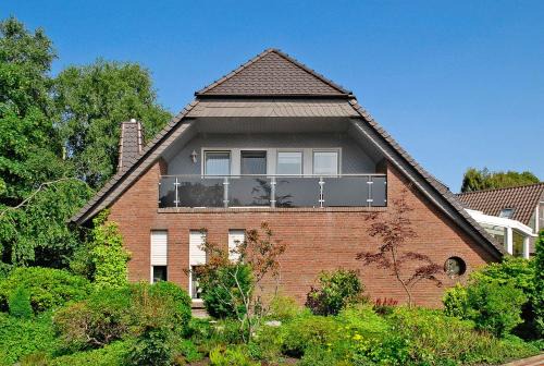 Esens Apartment | Ferienwohnungen Haus Sternenlicht