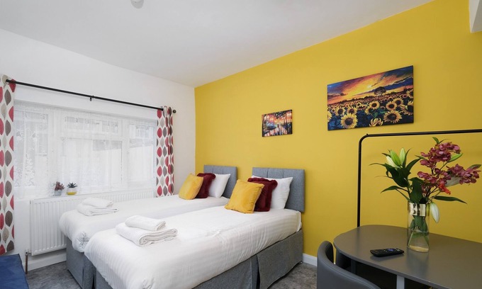 Sudbury Apartment | Fernbank Studios Sudbury Hill Harrow with En-Suite - 12