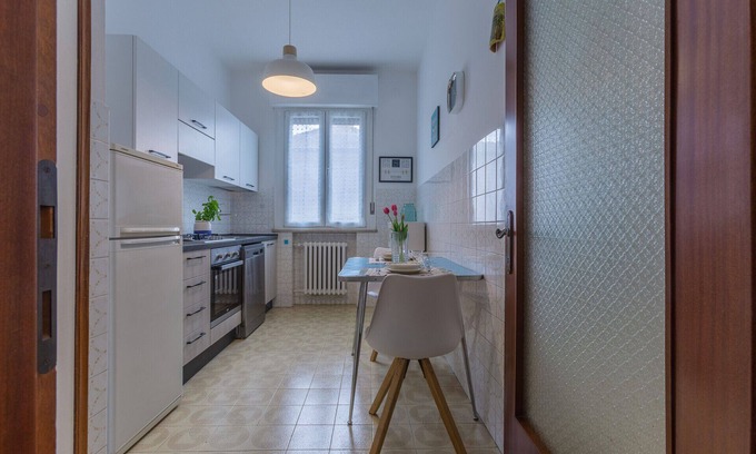 Ferrara Apartment | Ferrara Charming apt 4 min walk from the bus stop!