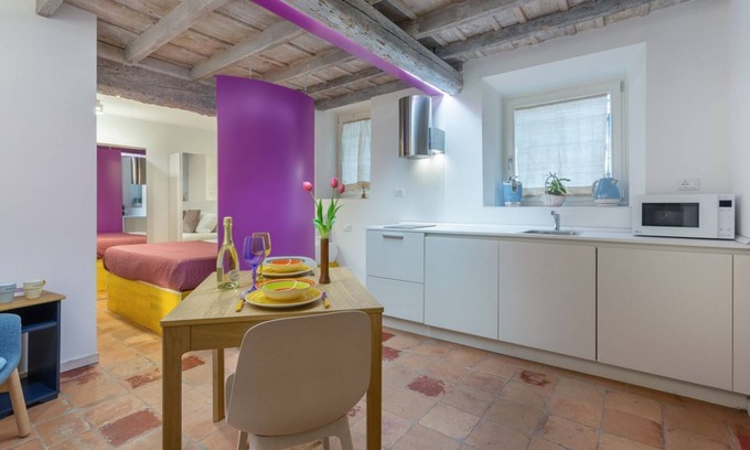 Ferrara Apartment | Ferrara Mignon Lilac House