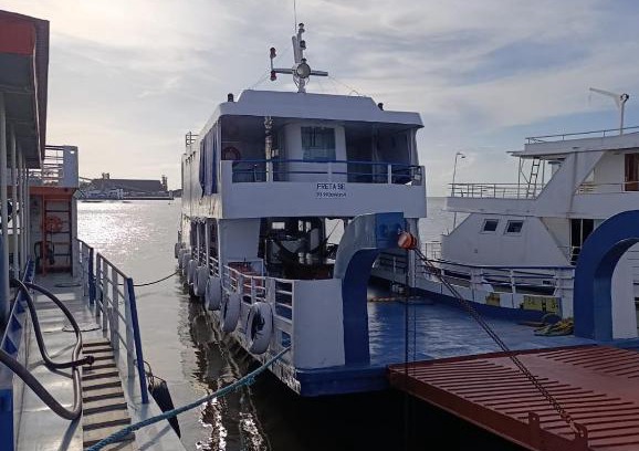 Alter do Chao Boat Rental | Ferry Boat Harpia