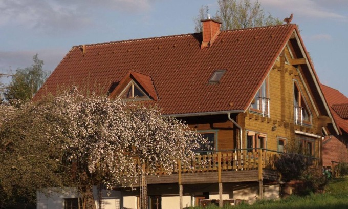 Kaiserslautern Apartment | Fewo im Holzhaus, Deutschland