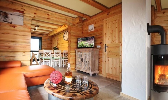 Fuhlendorf Apartment | FeWo Star downstairs, cosy ground floor apartment