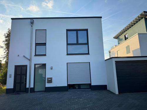 Kuerten Apartment | Fewo White&Grey