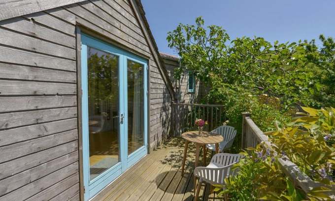 Edmonton House | Figtree Cottage