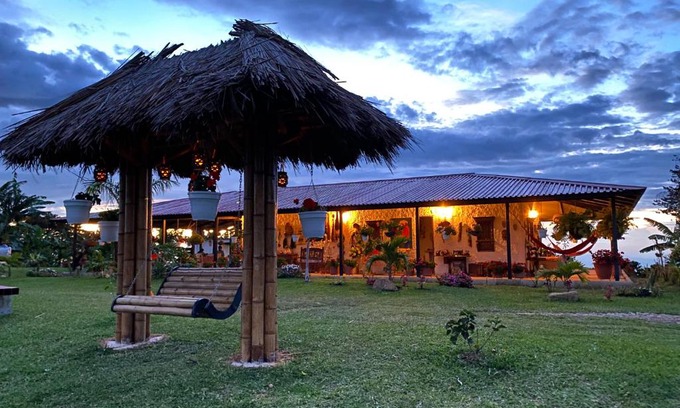 Neiva House | Finca Agroturística Villa Claudia