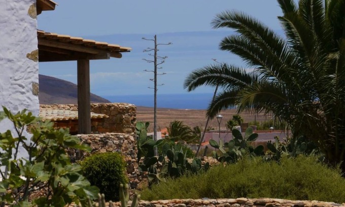 Triquivijate Apartment | Finca Fuerte 'CASA PIEDRA', -Apartment Luna