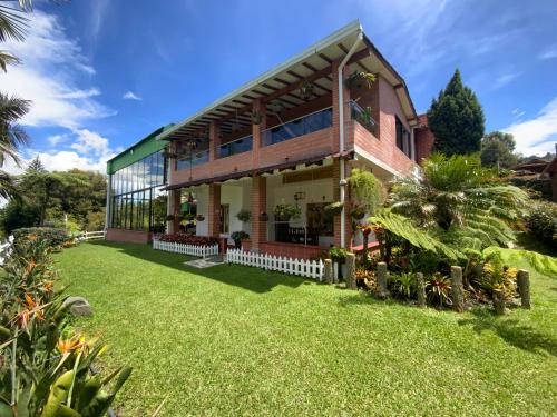 Rionegro Hotel | Finca Hotel 12 Palmas- Aeropuerto JMC