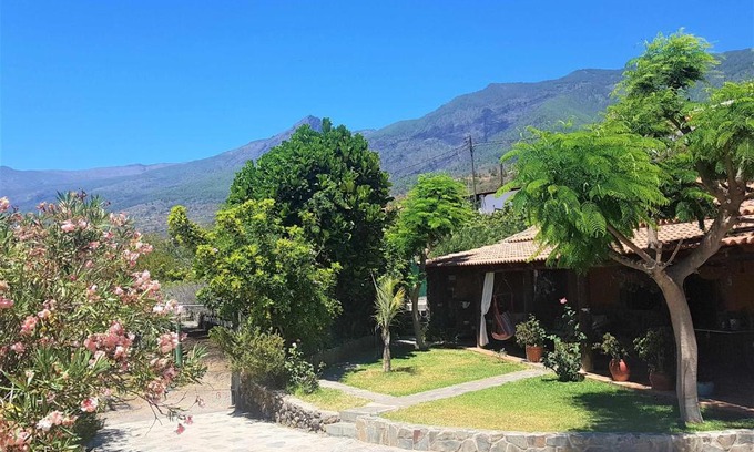 Arafo Ski Chalet | Finca La Casita en entorno natural