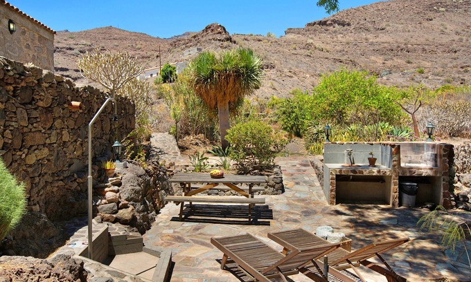 La Aldea de San Nicolas Villa | Finca "Lengua de Lava" with Mountian View, Private Garden & Wi-Fi